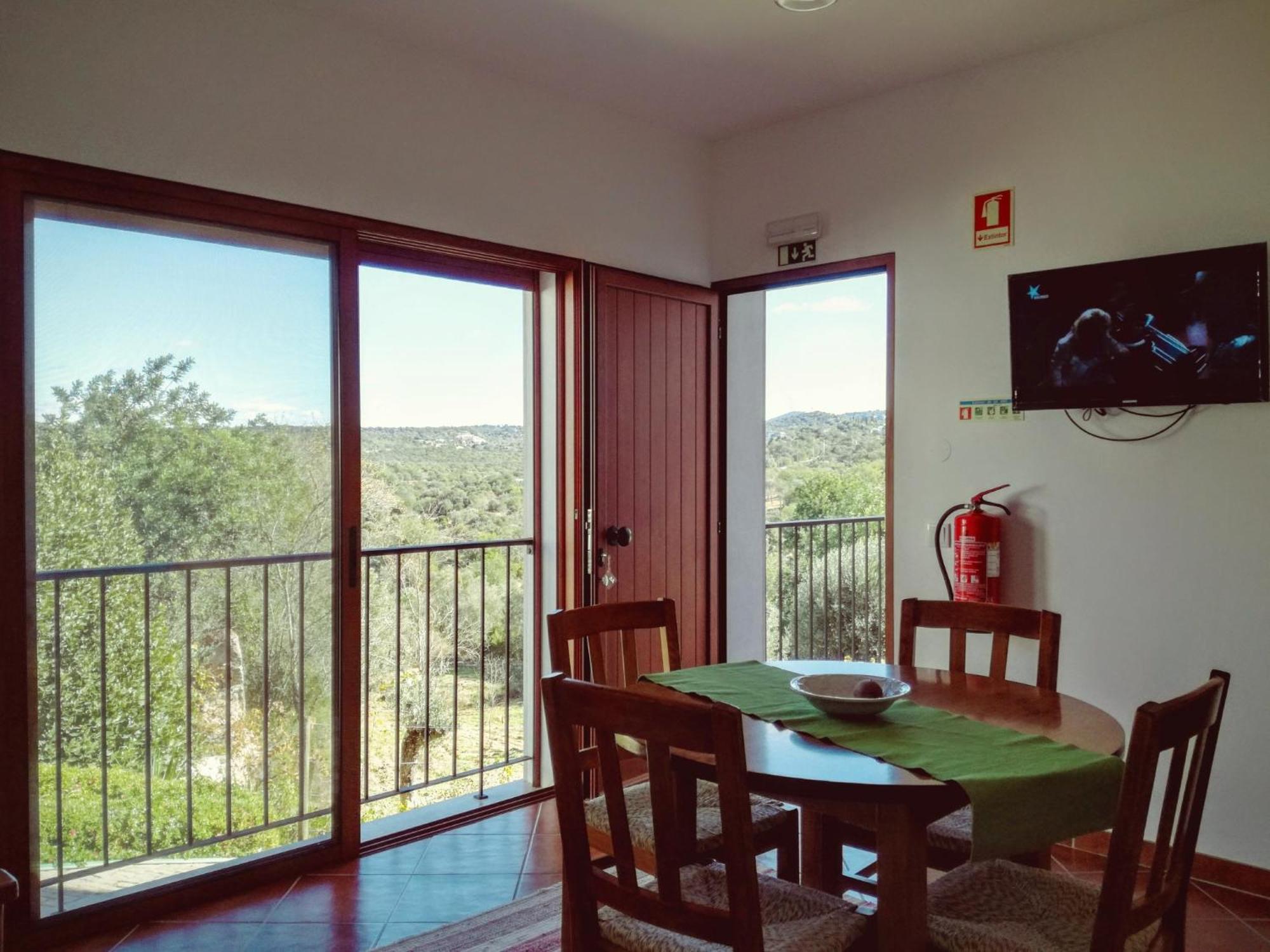 エストーイ Monte Da Ribeiraヴィラ 部屋 写真