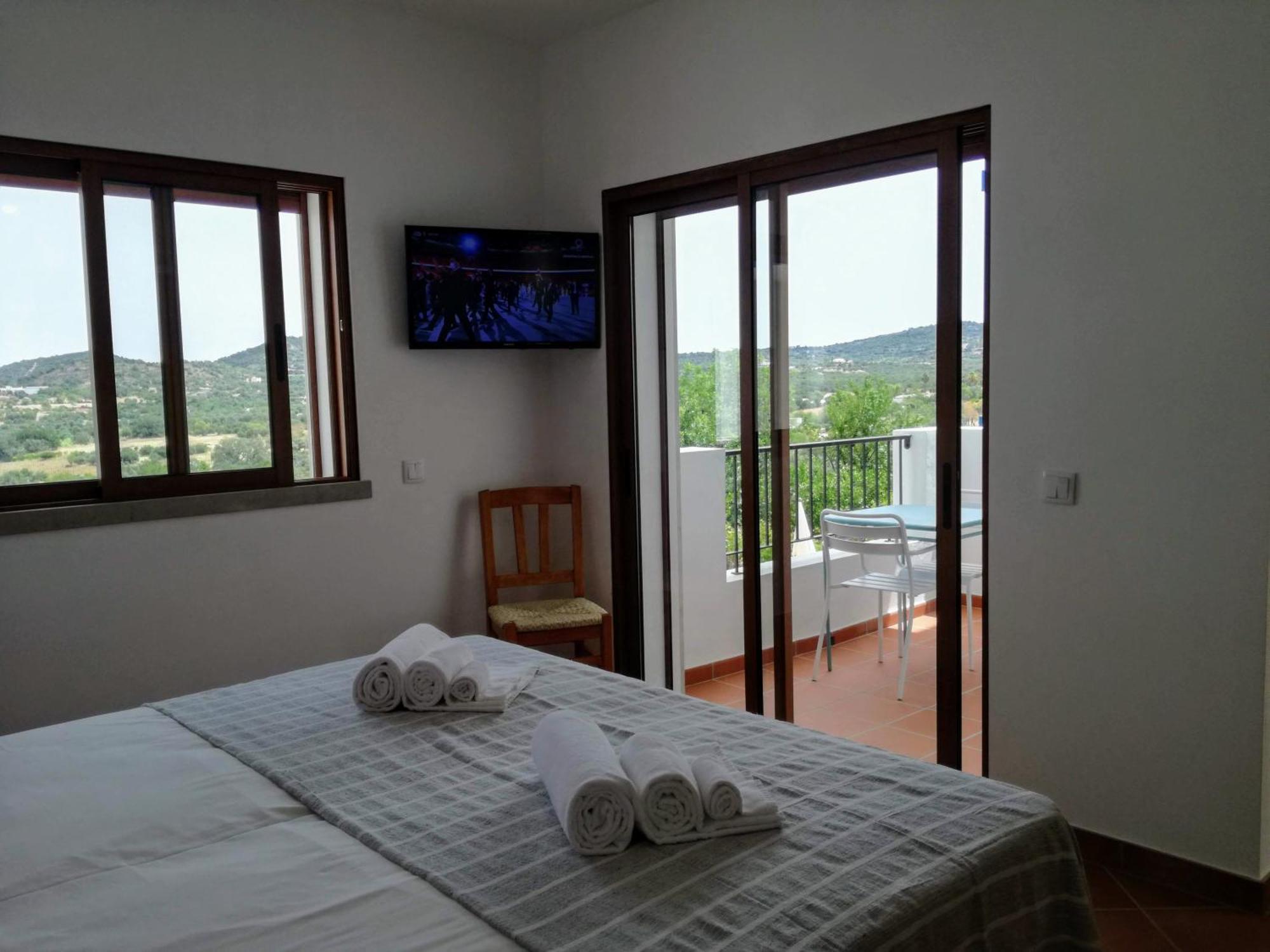 エストーイ Monte Da Ribeiraヴィラ 部屋 写真