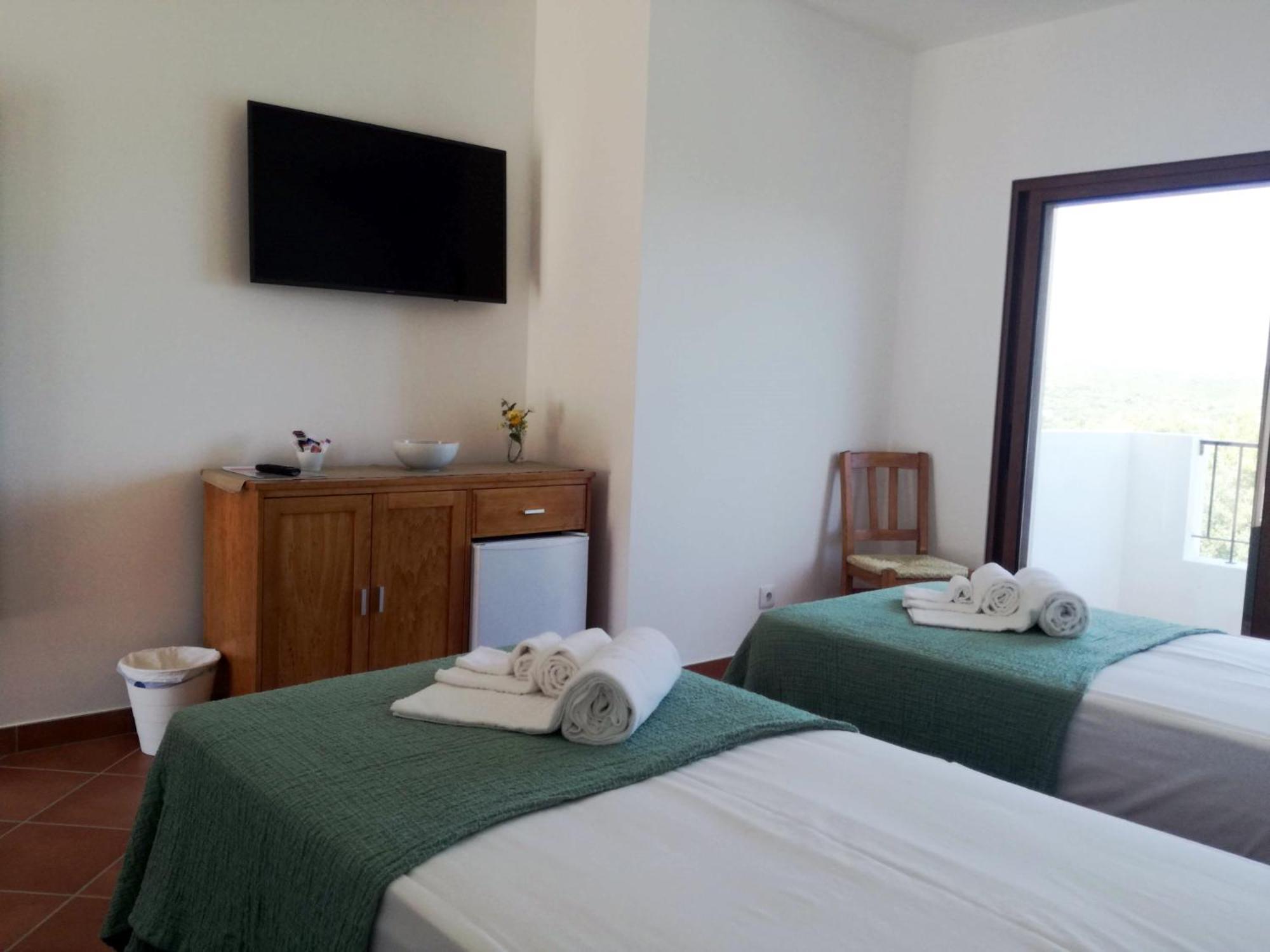 エストーイ Monte Da Ribeiraヴィラ 部屋 写真